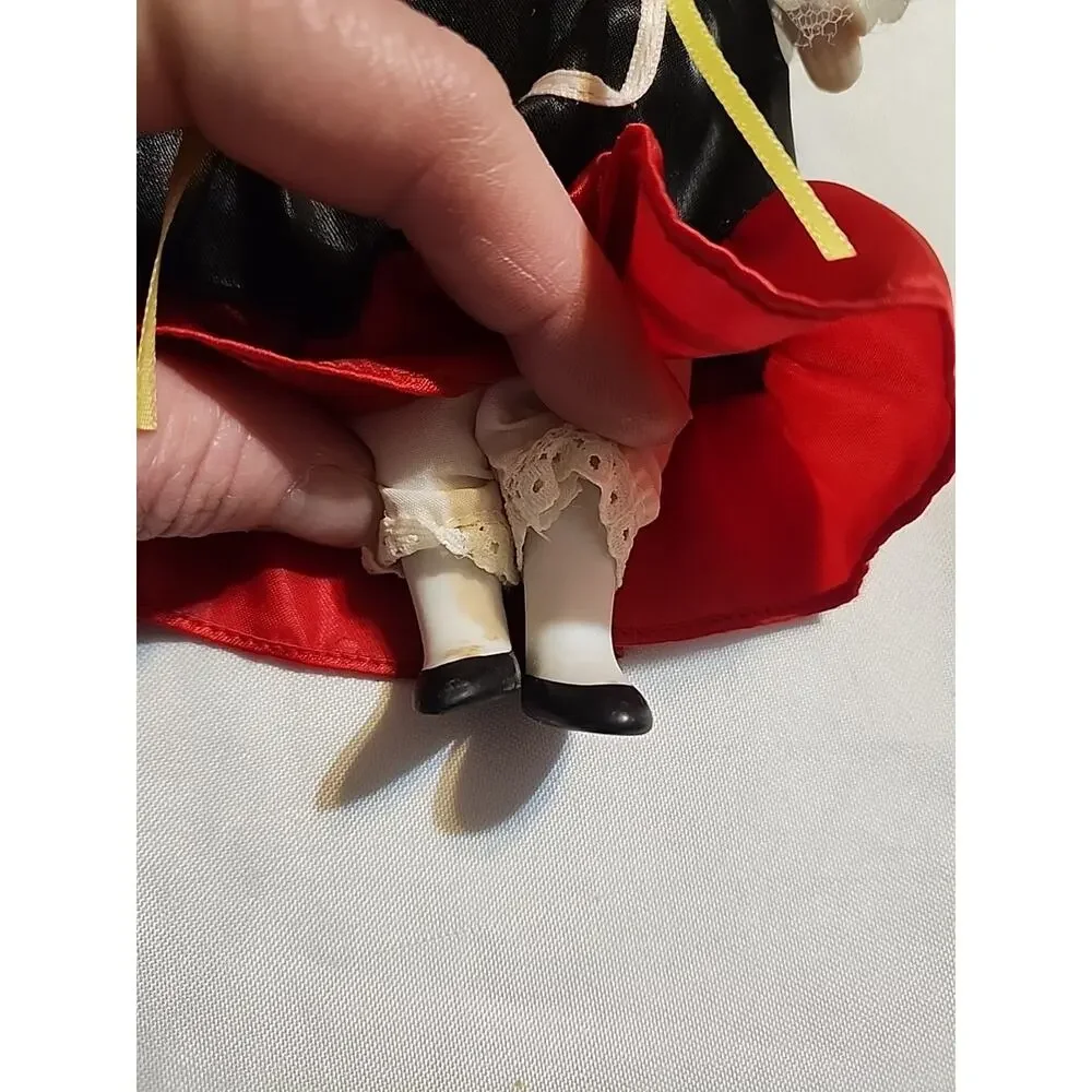 International Dolls Maria from Spain Porcelain Collectible 9
